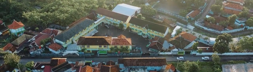 Pondok Pesantren Bahrul Ulum Besuk Probolinggo Jawa Timur